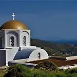 Tinos & Alojamento de Acomodação e Pequeno-almoço 4*