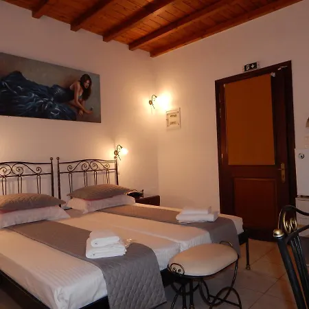 Tinos & Bed & Breakfast
