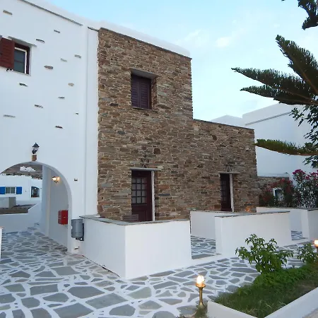 Tinos & 3*