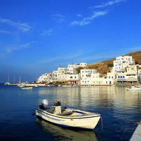 Tinos & Bed & Breakfast 3*