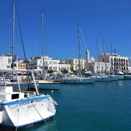 Bed & Breakfast Tinos & 3*