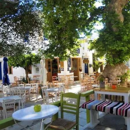 Tinos & Oda ve Kahvaltı