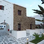 Tinos & 4*