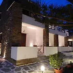 Tinos & Oda ve Kahvaltı