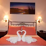 Tinos & 4* Agios Ioannis (Tinos)