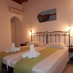 Oda ve Kahvaltı Tinos & Agios Ioannis (Tinos)
