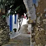 Tinos & 4*