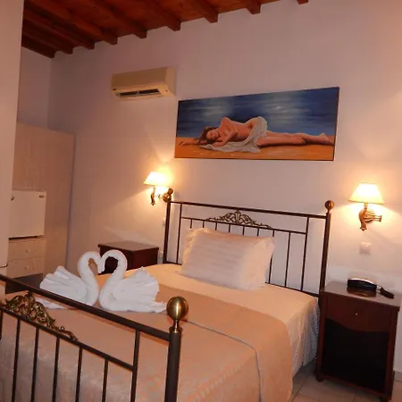Tinos & 4* Ájosz Joánisz