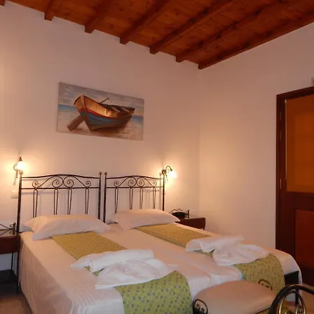 Tinos Suites&apartments